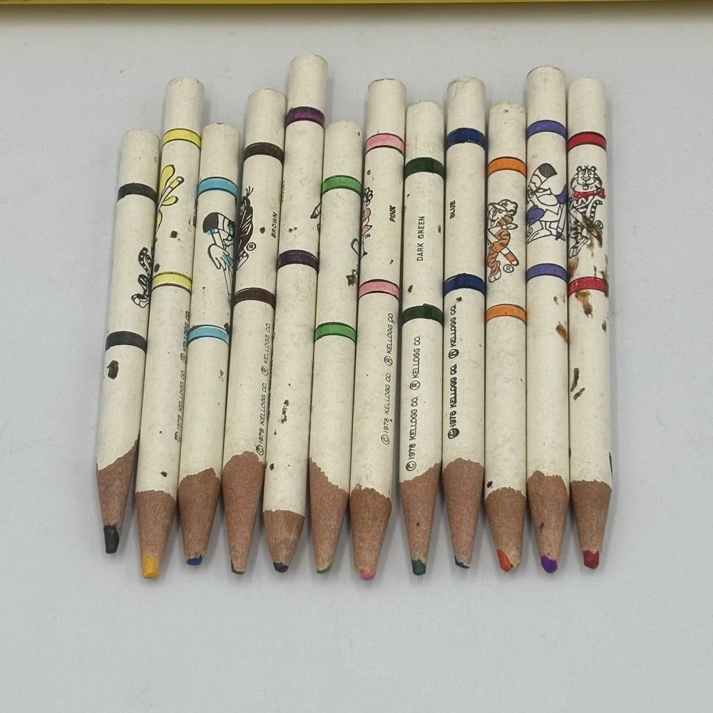 Vintage 1978 Kellogg's Yellow School Bus Pencil Case With‎ Pencils